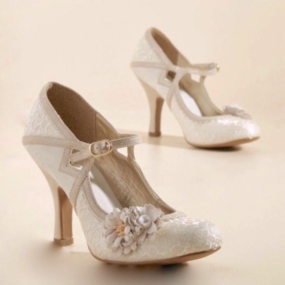 Elegant Cream Floral Women's Heels